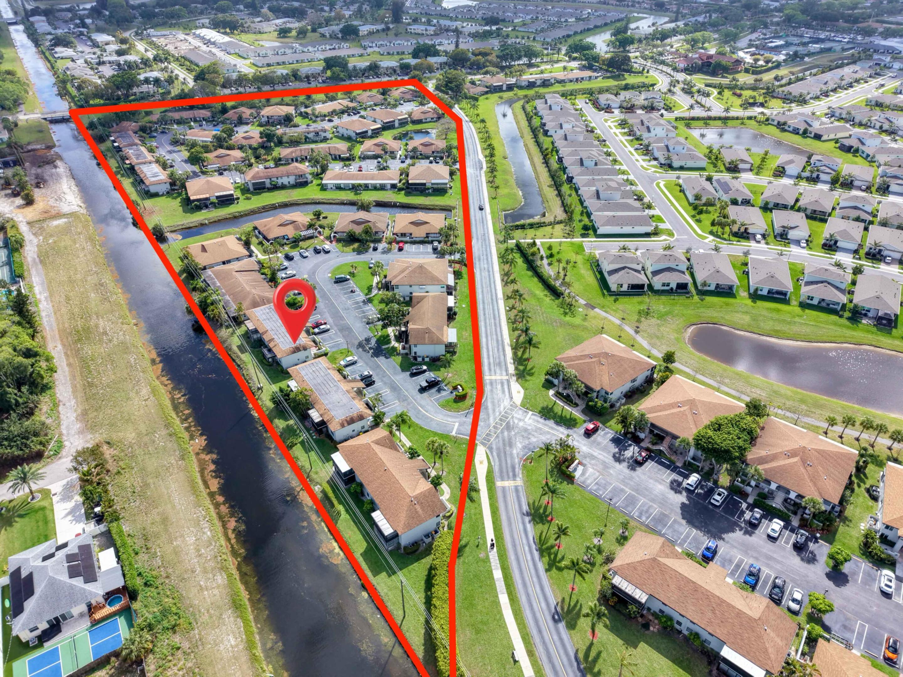 PALM GREENS AT VILLA DEL RAY CONDO II - Residential