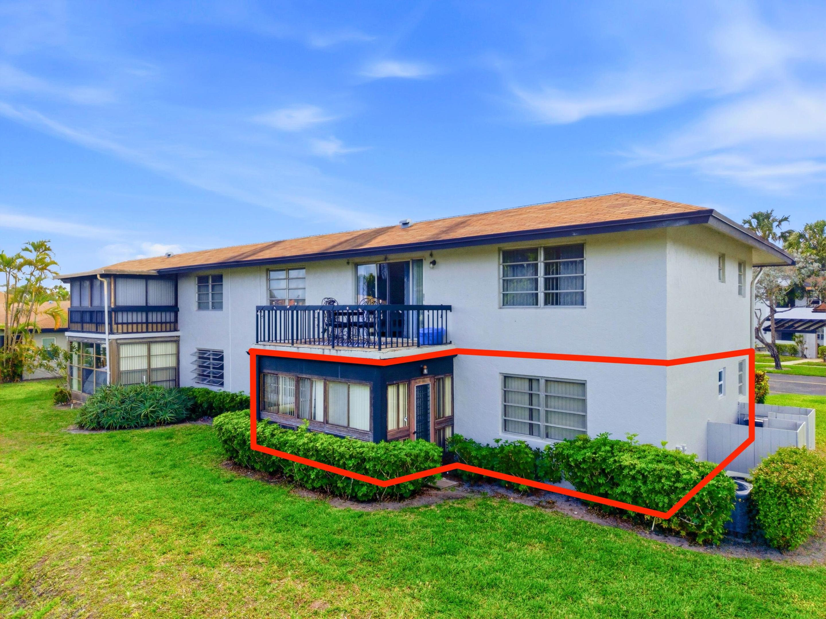 PALM GREENS AT VILLA DEL RAY CONDO II - Residential