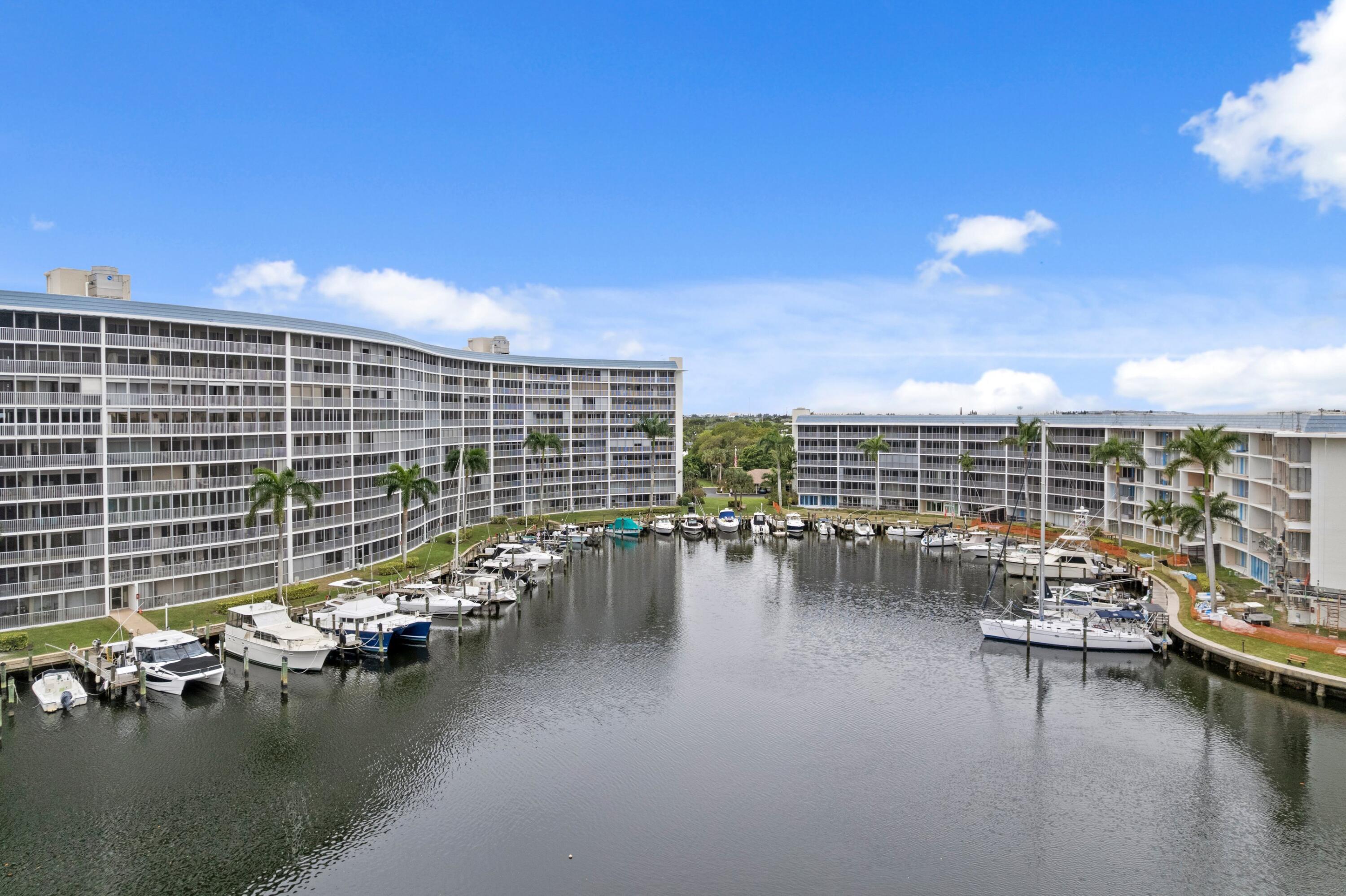HILLSBORO COVE CONDO - Residential