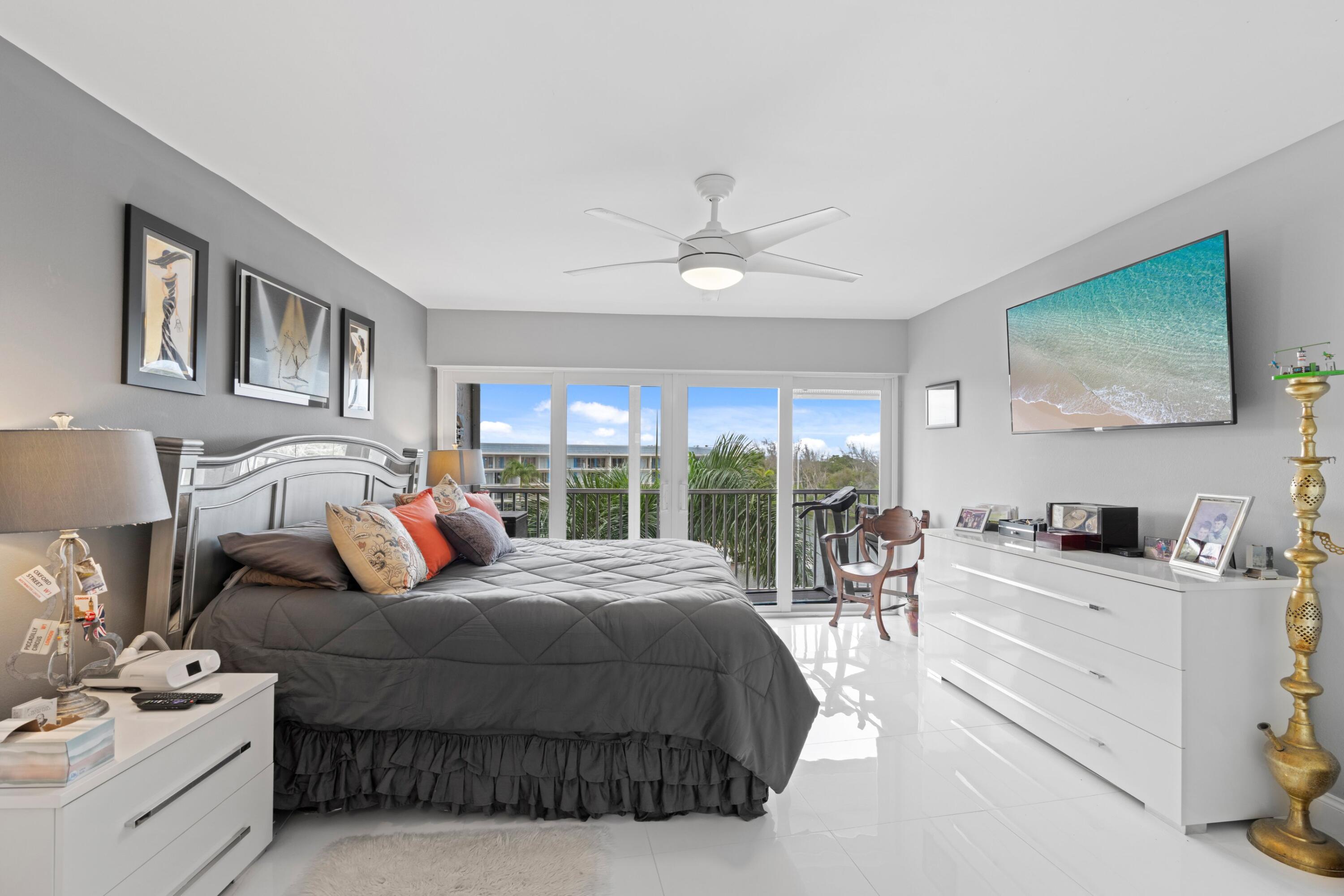 HILLSBORO COVE CONDO - Residential