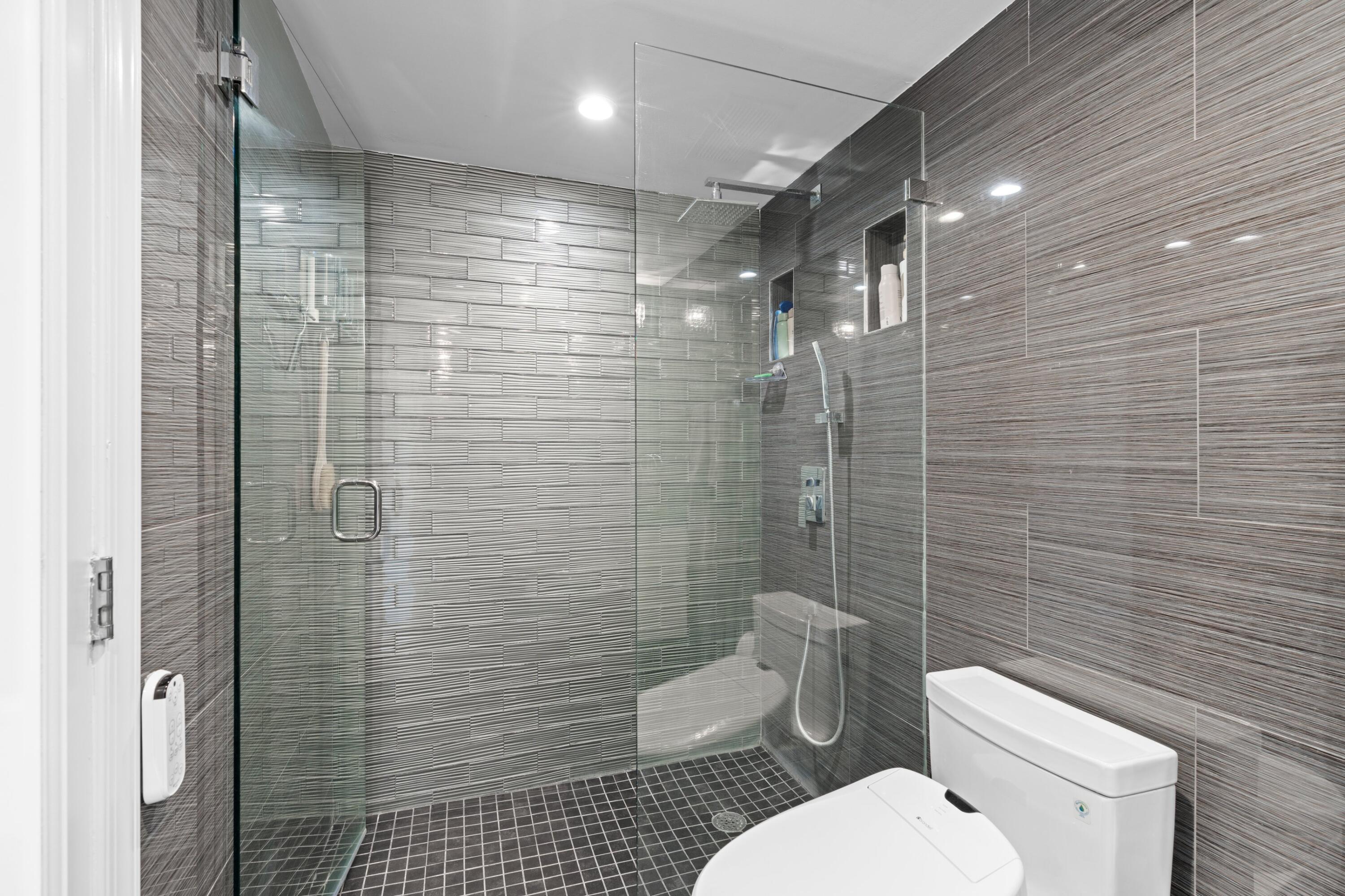 HILLSBORO COVE CONDO - Residential