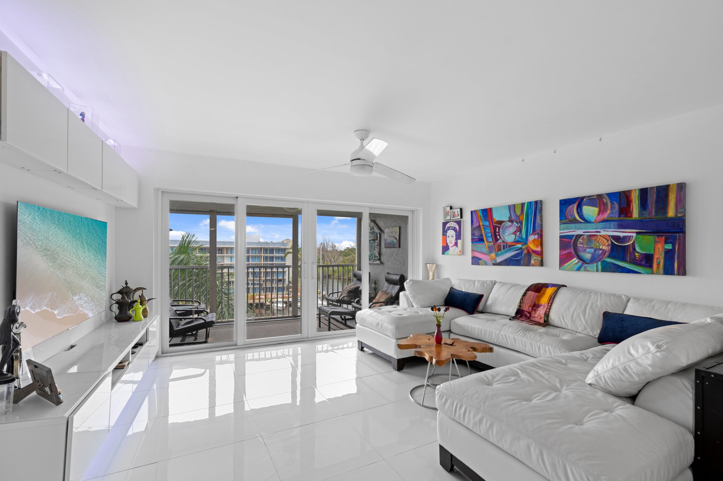 1523 E Hillsboro Boulevard 634