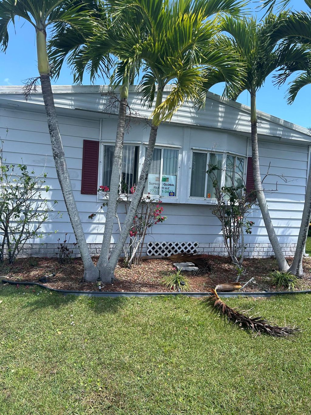 Photo of 37 Camino Del Rio, Port Saint Lucie, FL 34952 (MLS # R11083689)