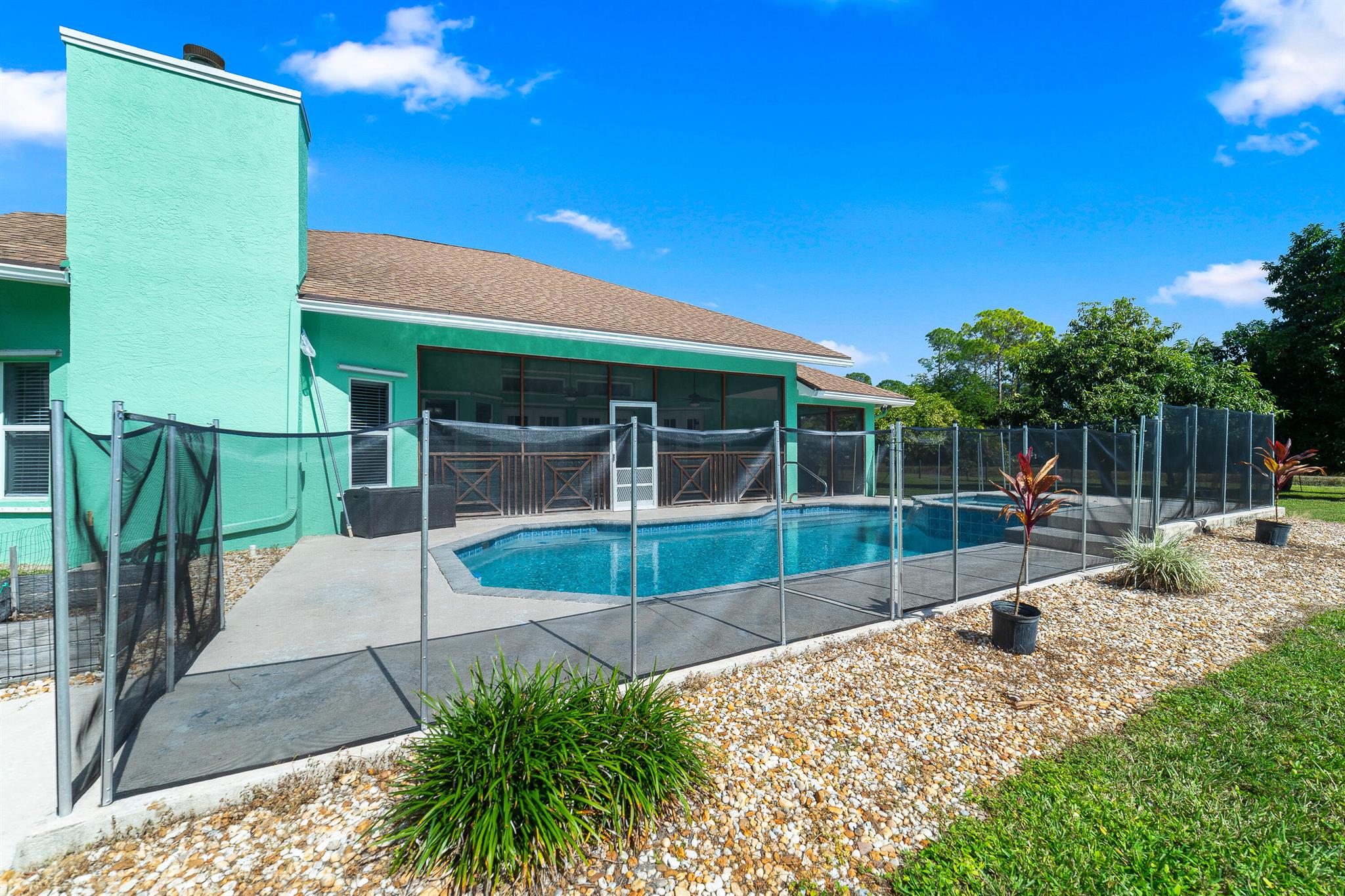 Acreage - Residential