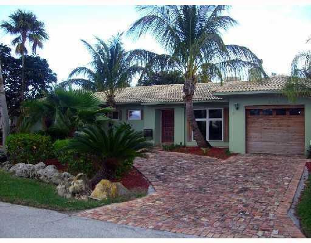 Photo of 1249 S Harbor Drive, Singer Island, FL 33404 (MLS # R10972251)