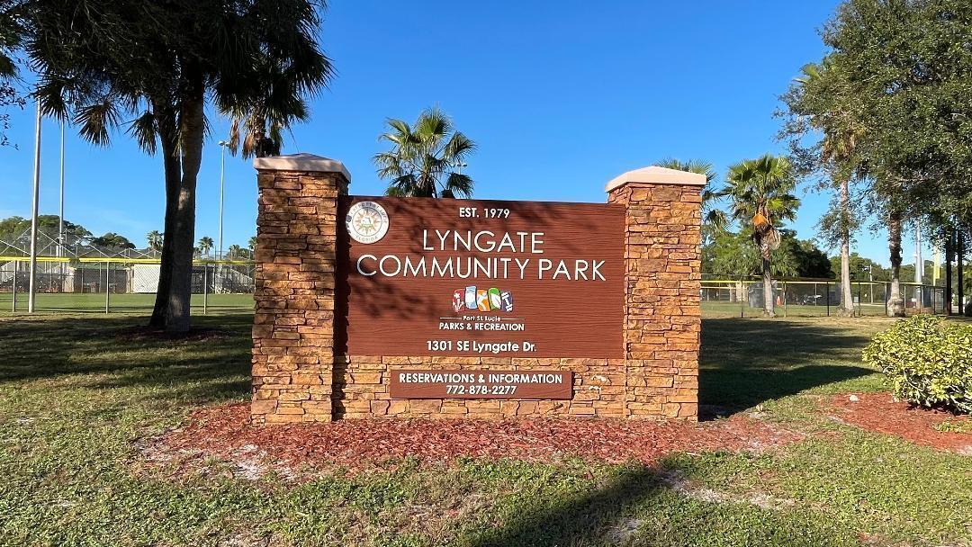 PORT ST LUCIE SECTION 40 - Residential