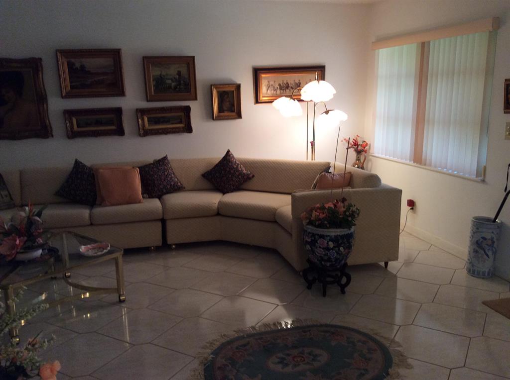 DELRAY VILLAS 3 - Residential Lease