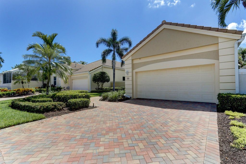 Photo of 215 Coral Cay Terrace, Palm Beach Gardens, FL 33418 (MLS # R10927919)