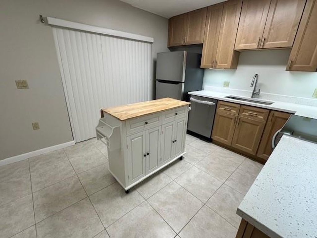 Photo of 2903 SW 22nd Circle #41B, Delray Beach, FL 33445 (MLS # F10509212)