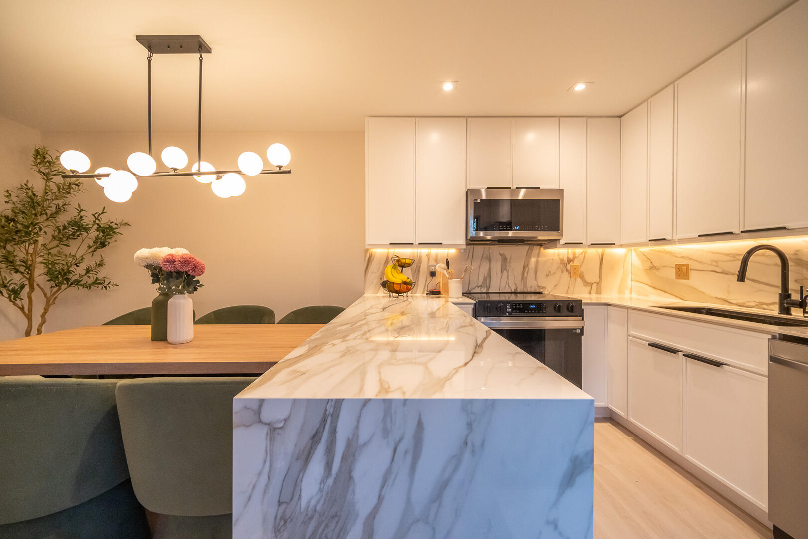 COURTYARDS OF WATERFORD - Residential