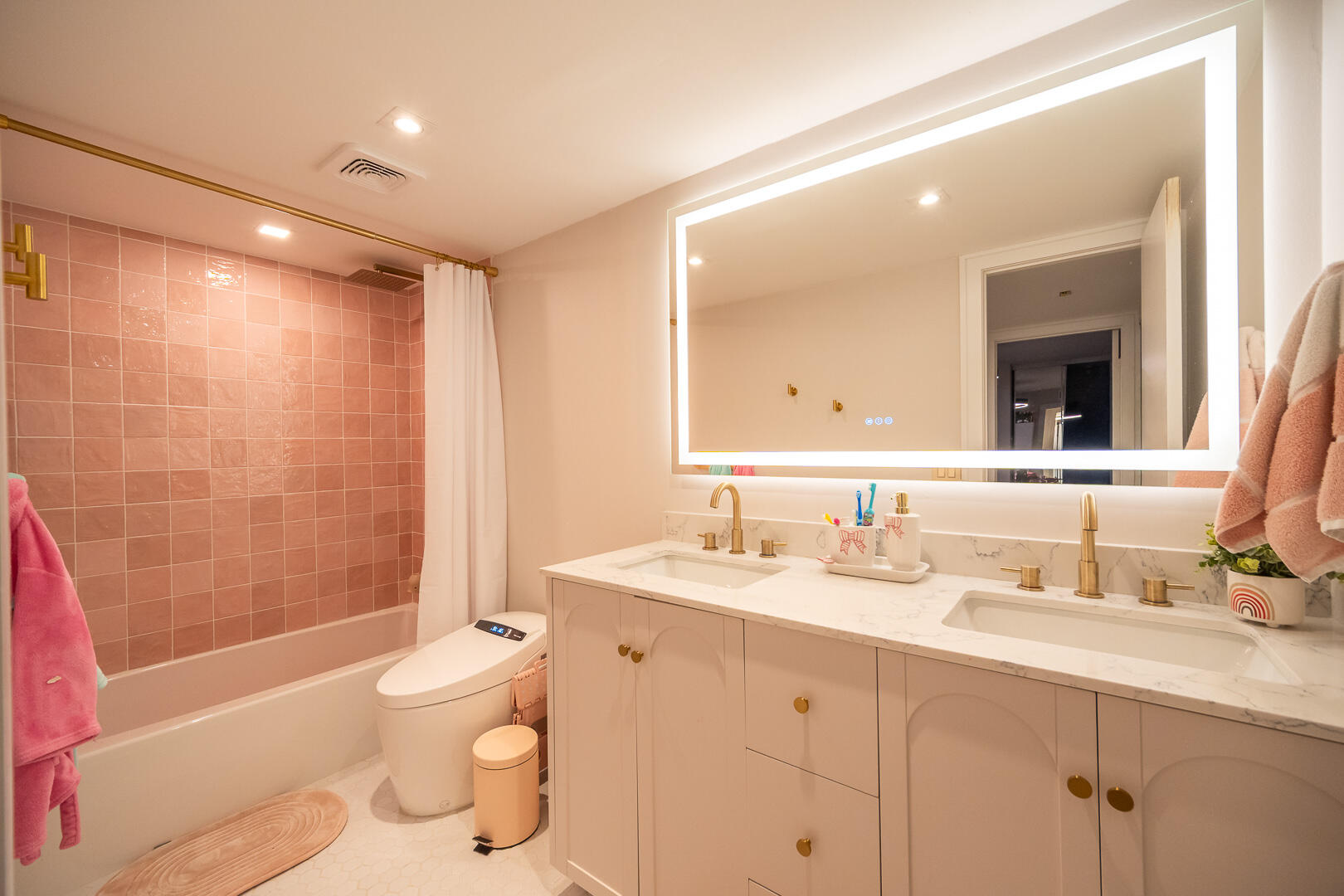 COURTYARDS OF WATERFORD - Residential