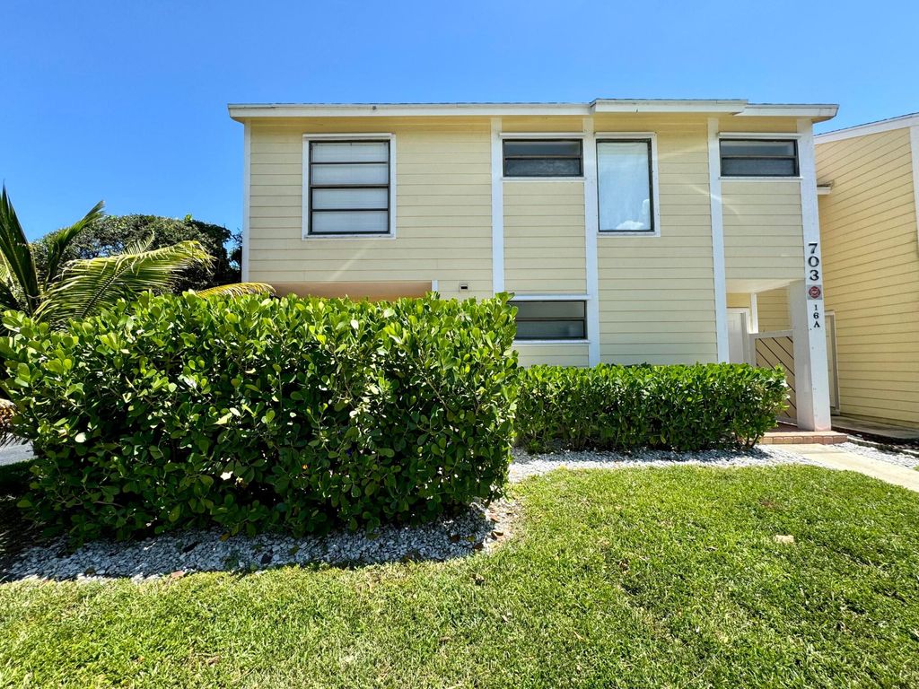Photo of 703 Stonewood Court #16a, Jupiter, FL 33458 (MLS # R10998637)