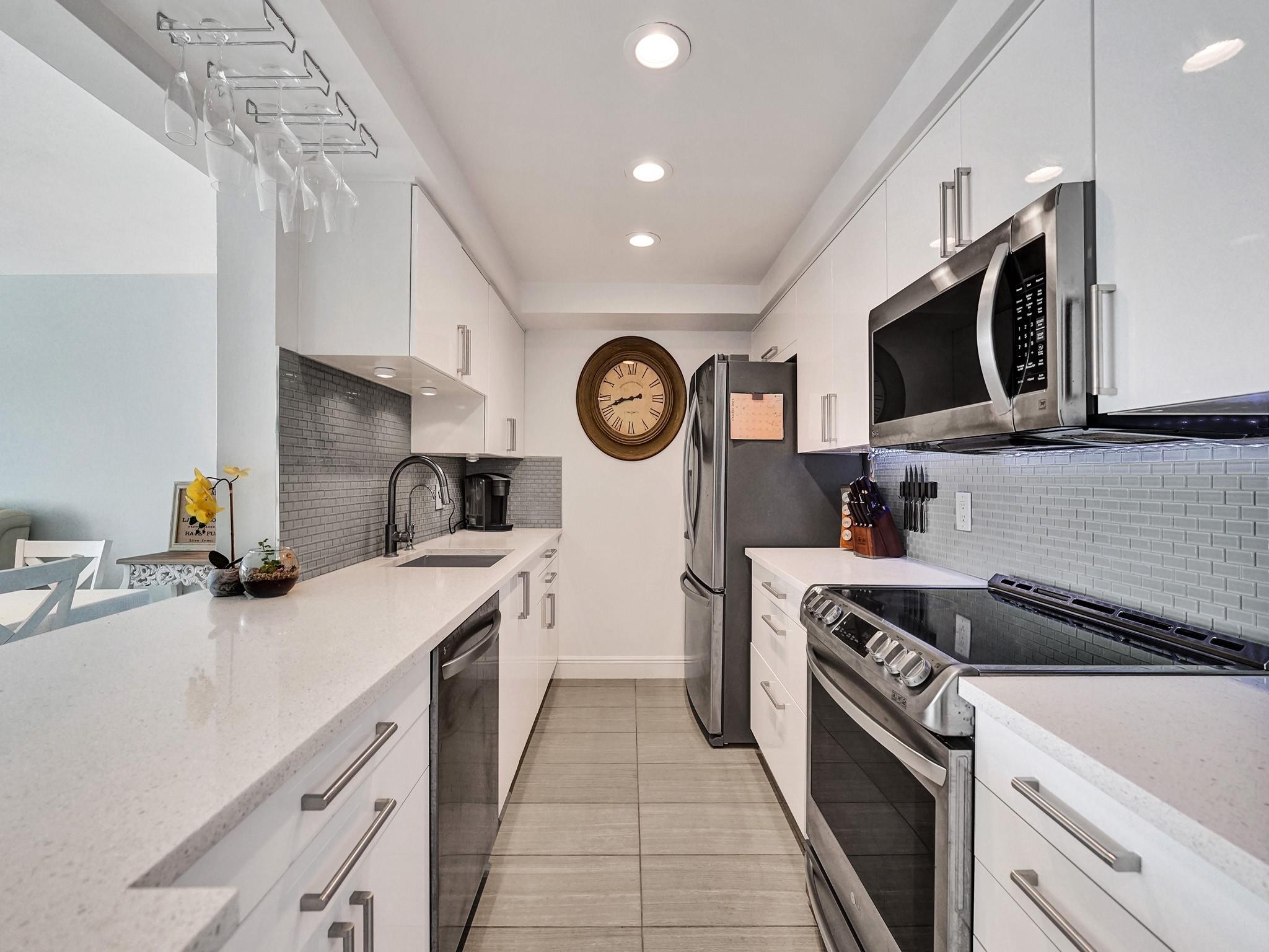 RIVER REACH - Residential Lease