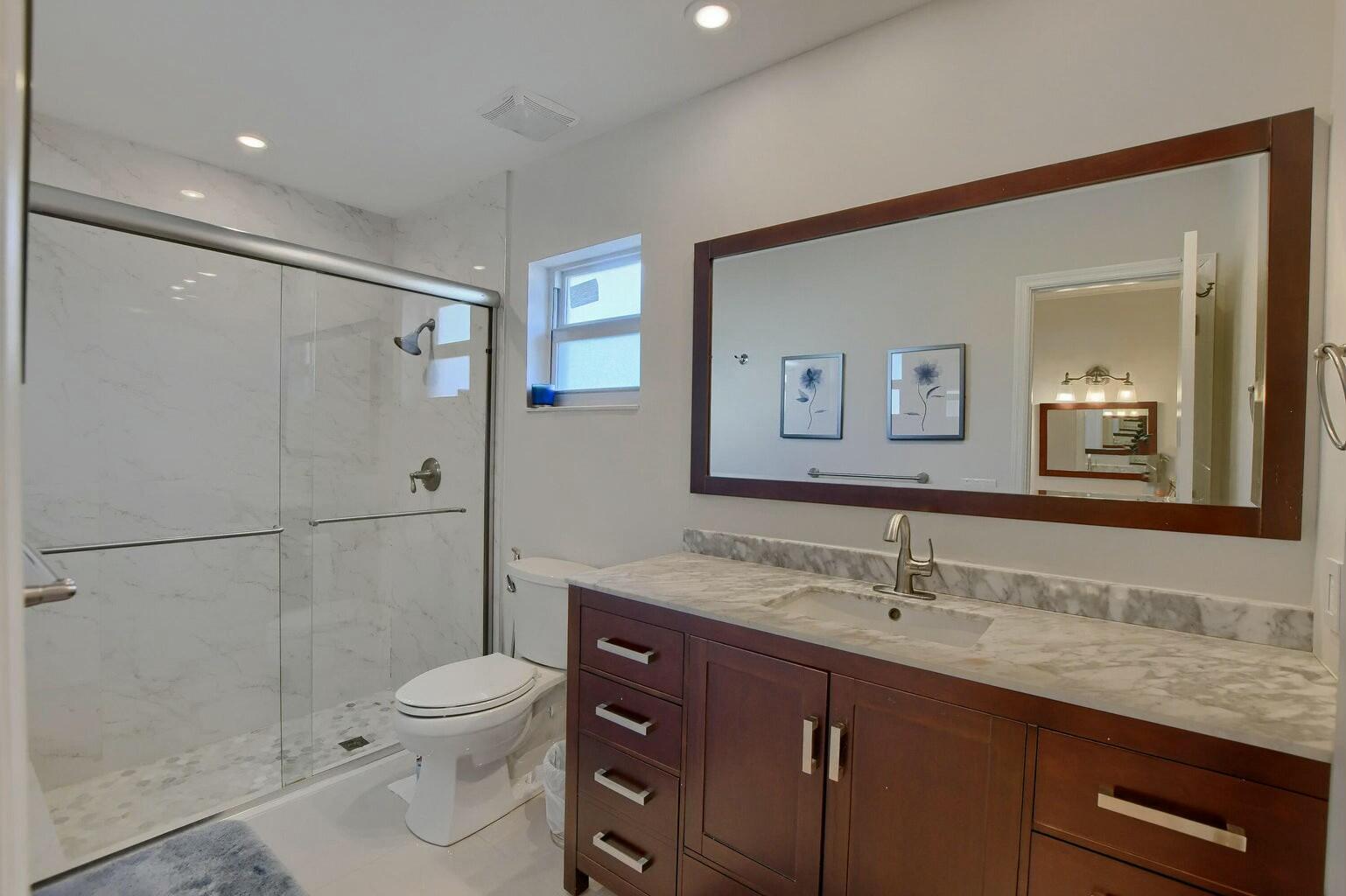 TROPIC PALMS - Residential Lease