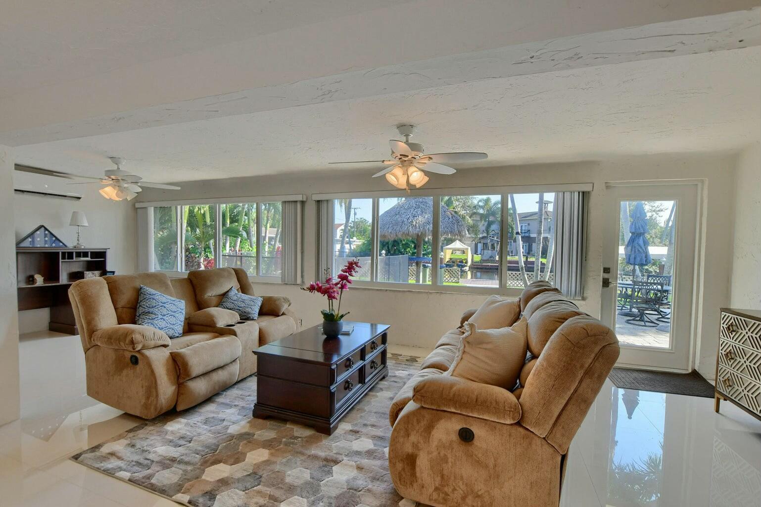 TROPIC PALMS - Residential Lease