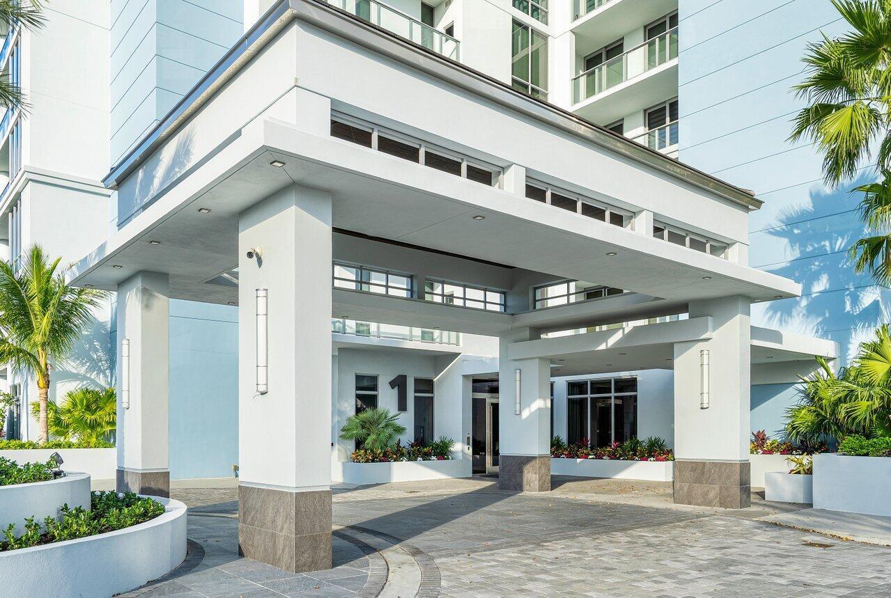 WATER CLUB 3 NORTH PALM B - Residential