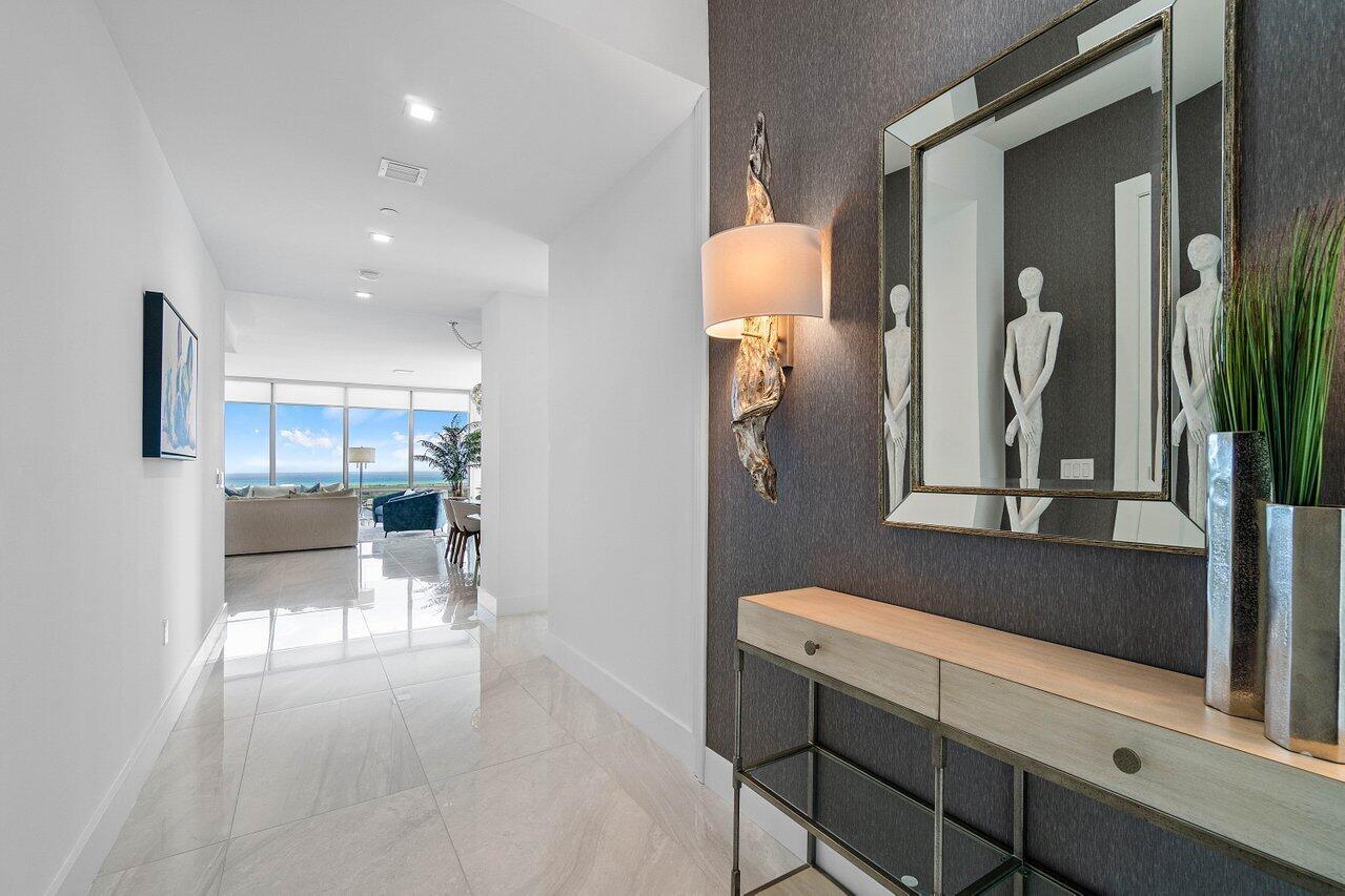 WATER CLUB 3 NORTH PALM B - Residential