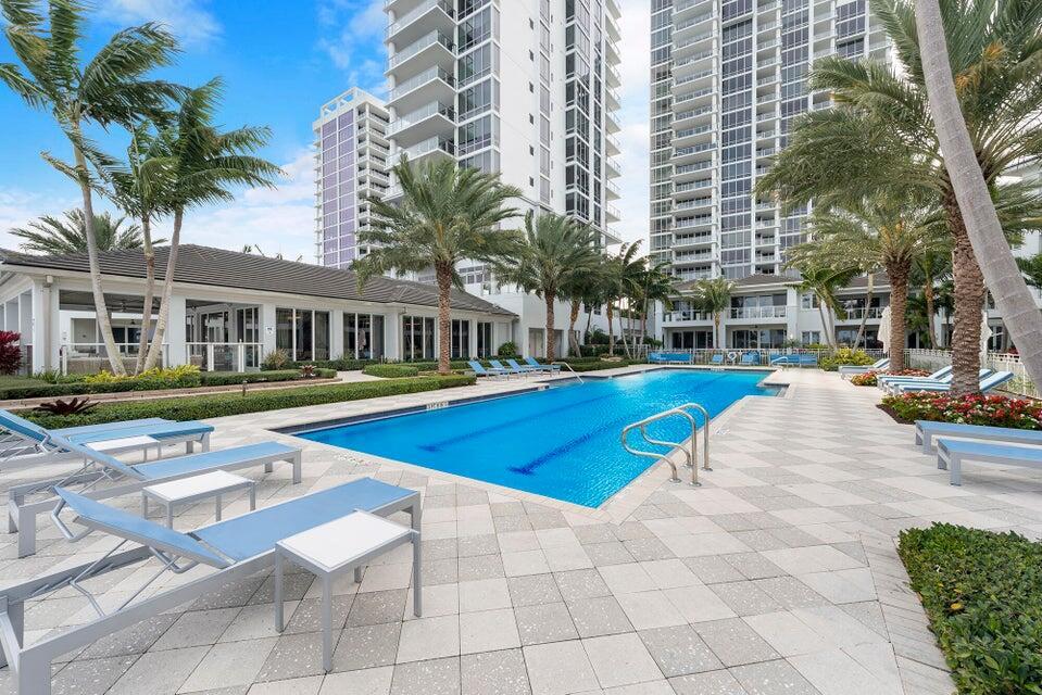 WATER CLUB 3 NORTH PALM B - Residential