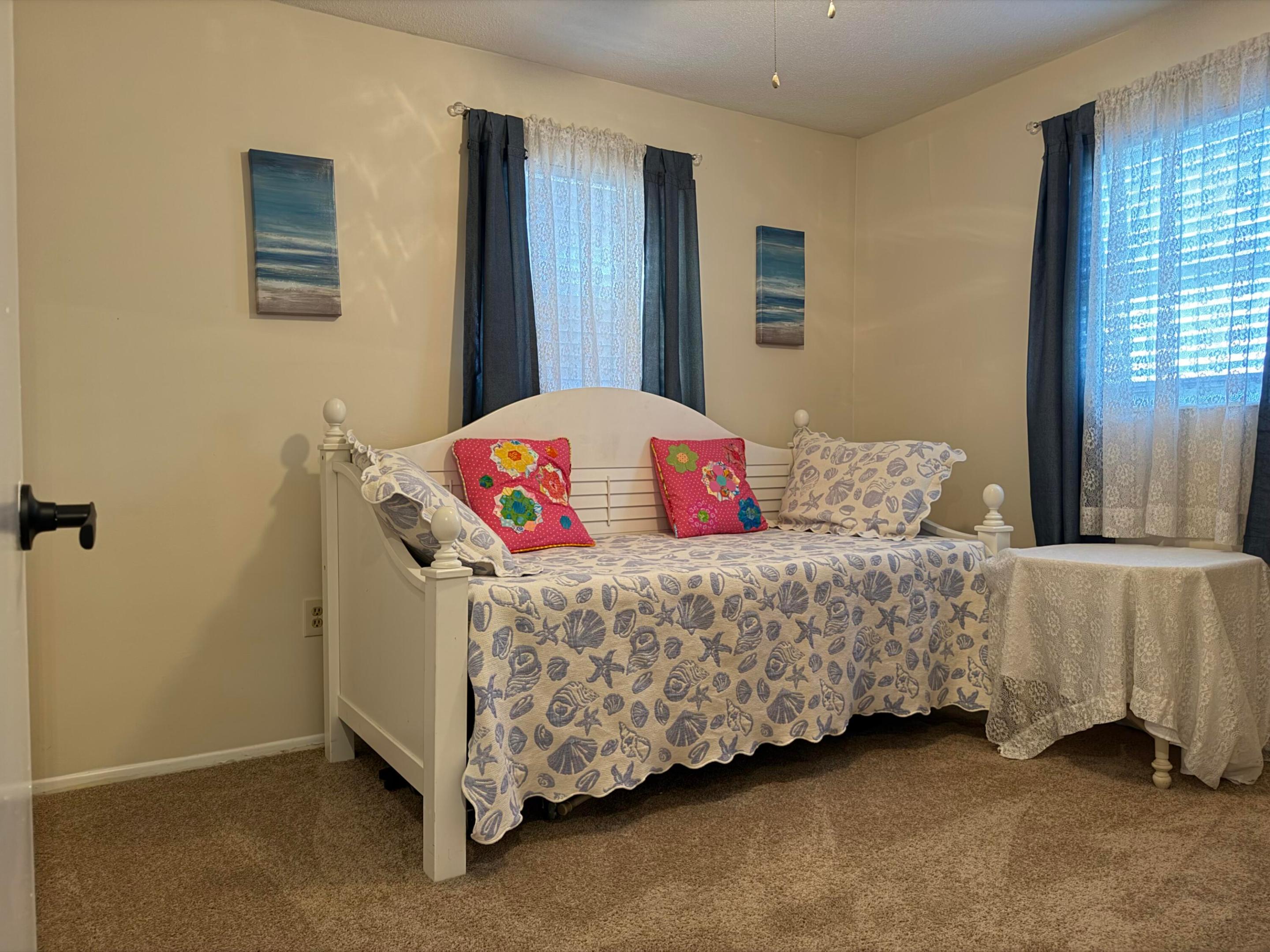 EASTVIEW GARDENS - Residential
