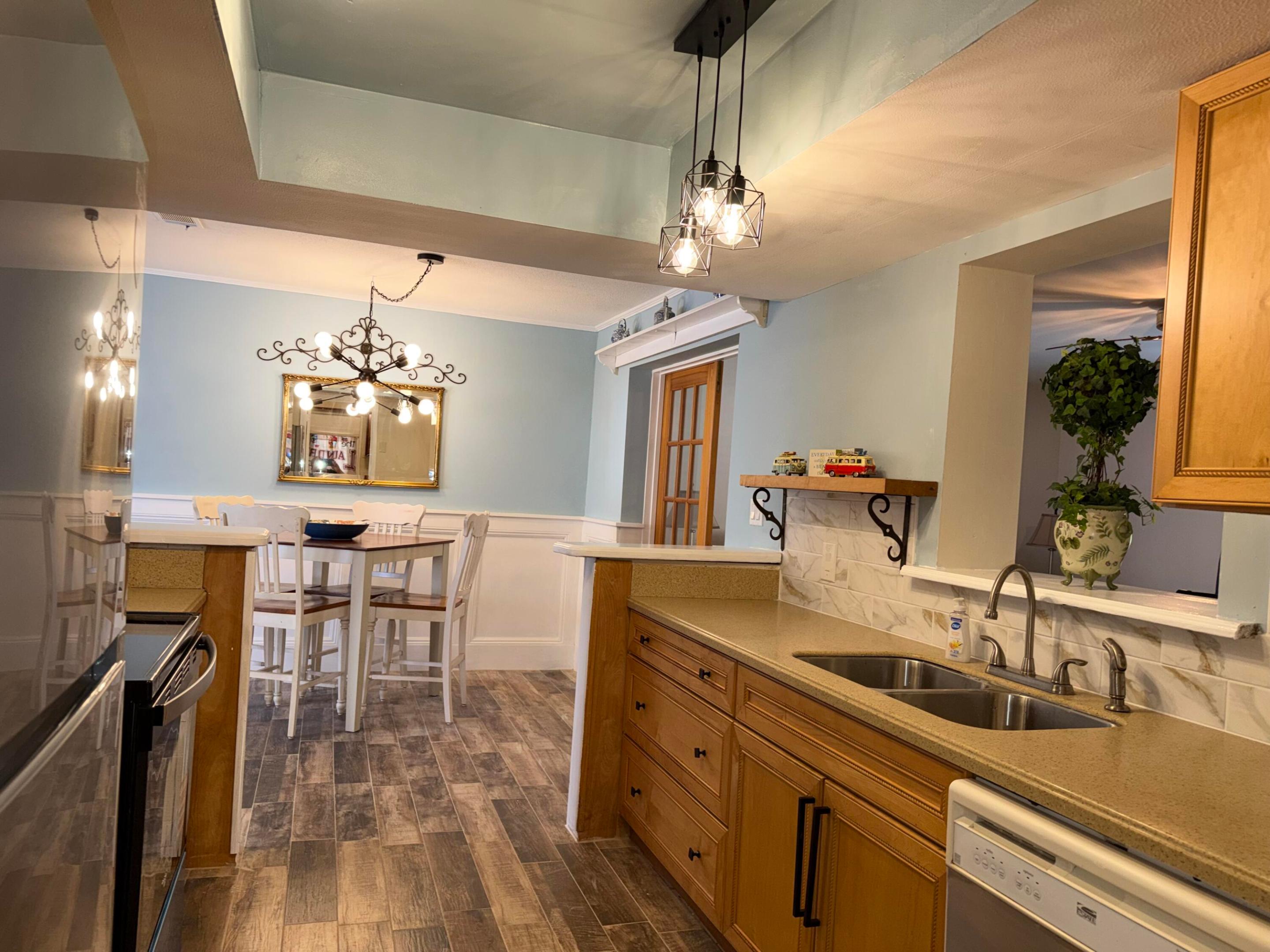 EASTVIEW GARDENS - Residential