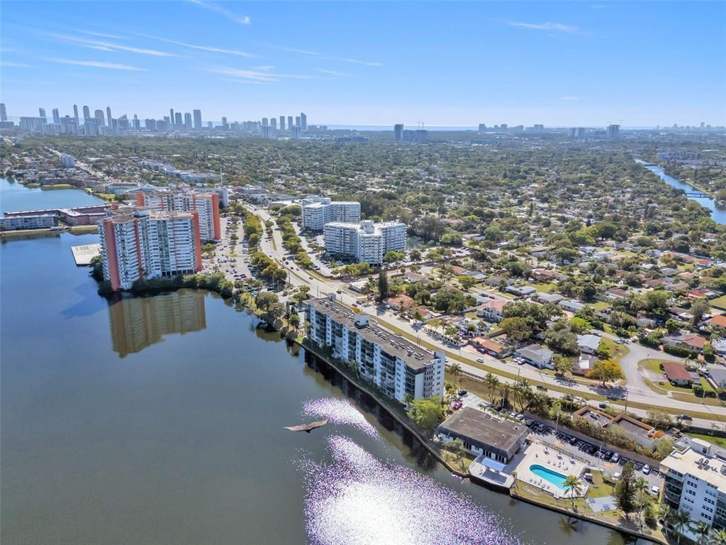 ROYAL BAHAMIAN - Residential Lease