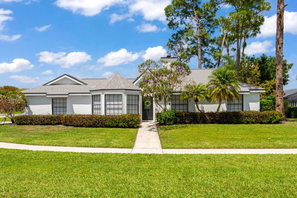 Photo of 13571 Jonquil Place, Wellington, FL 33414 (MLS # B26008470)