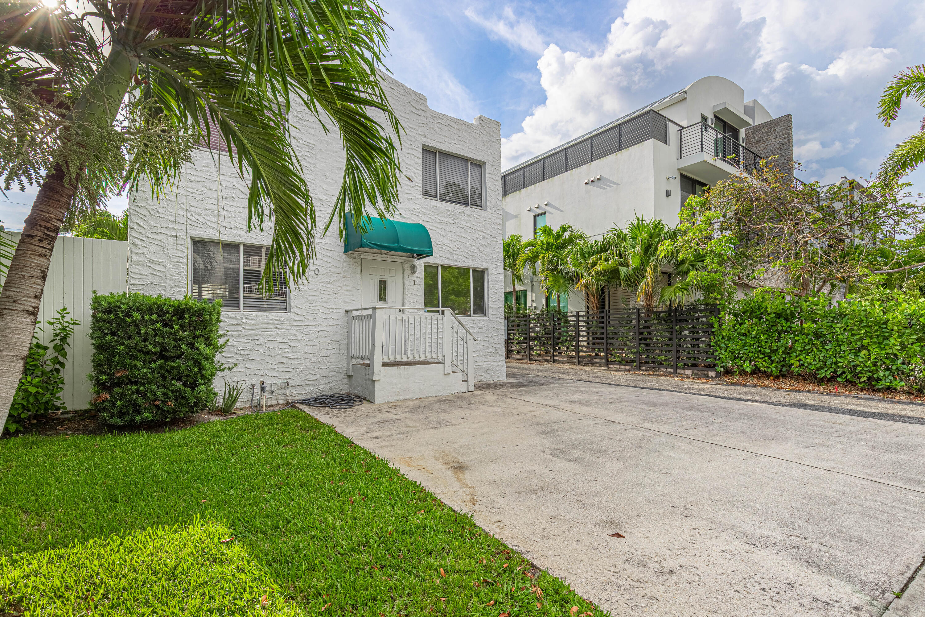 110 NE 16th Terrace