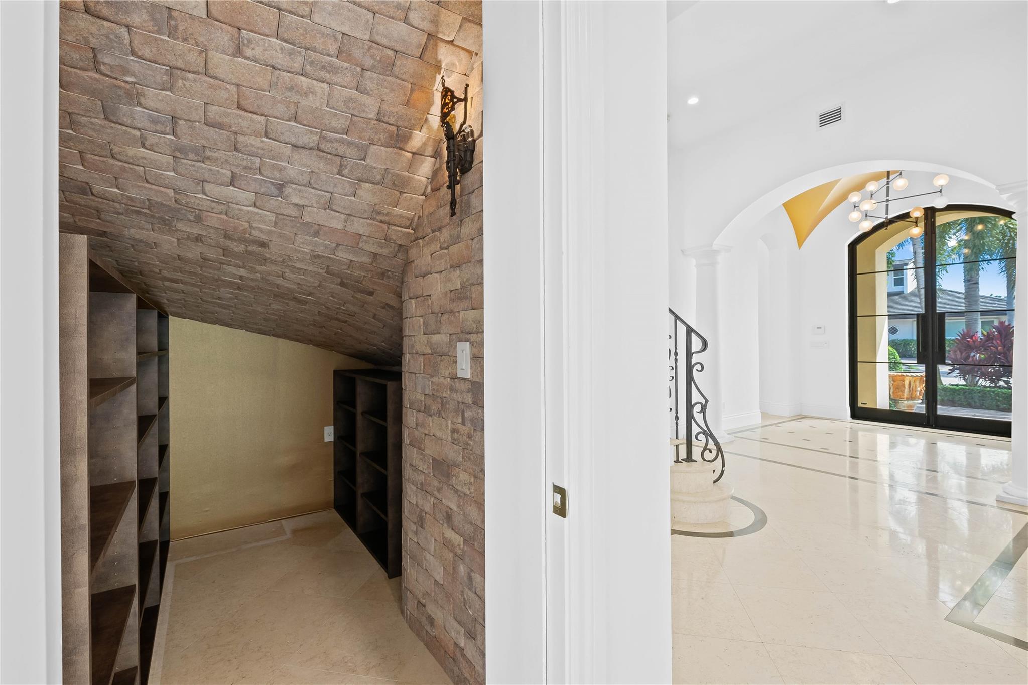 TROPIC ISLE 4TH SEC - Residential Lease