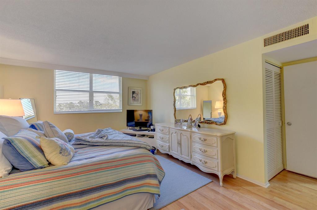 Boca Teeca - Residential