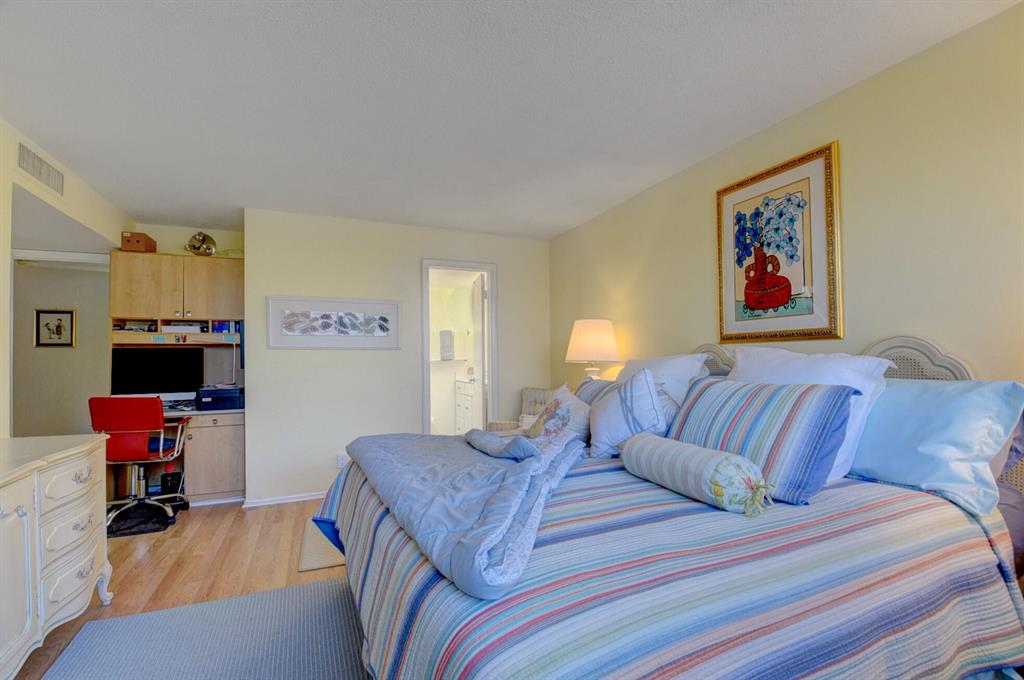 Boca Teeca - Residential