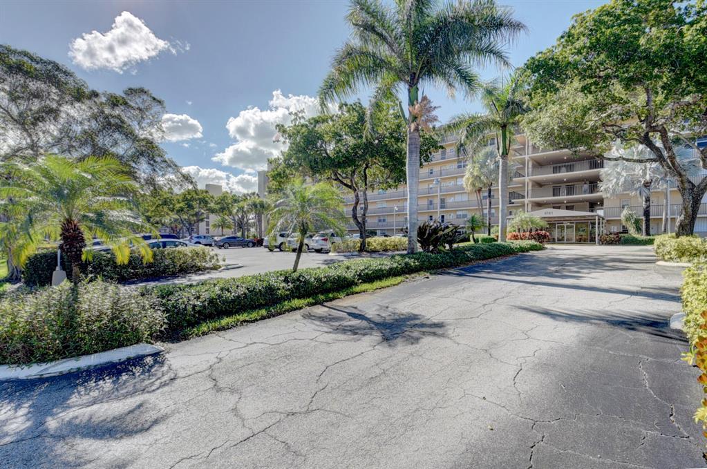 Boca Teeca - Residential