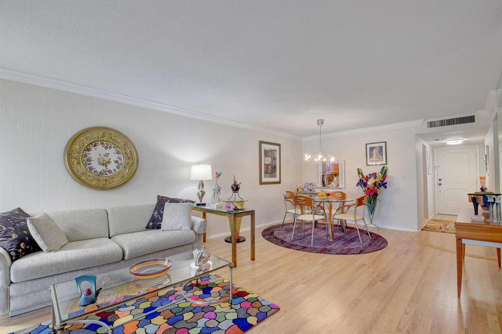 Boca Teeca - Residential