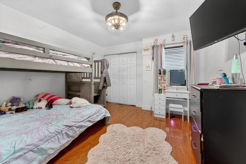 WOODBINE PAR H - Residential