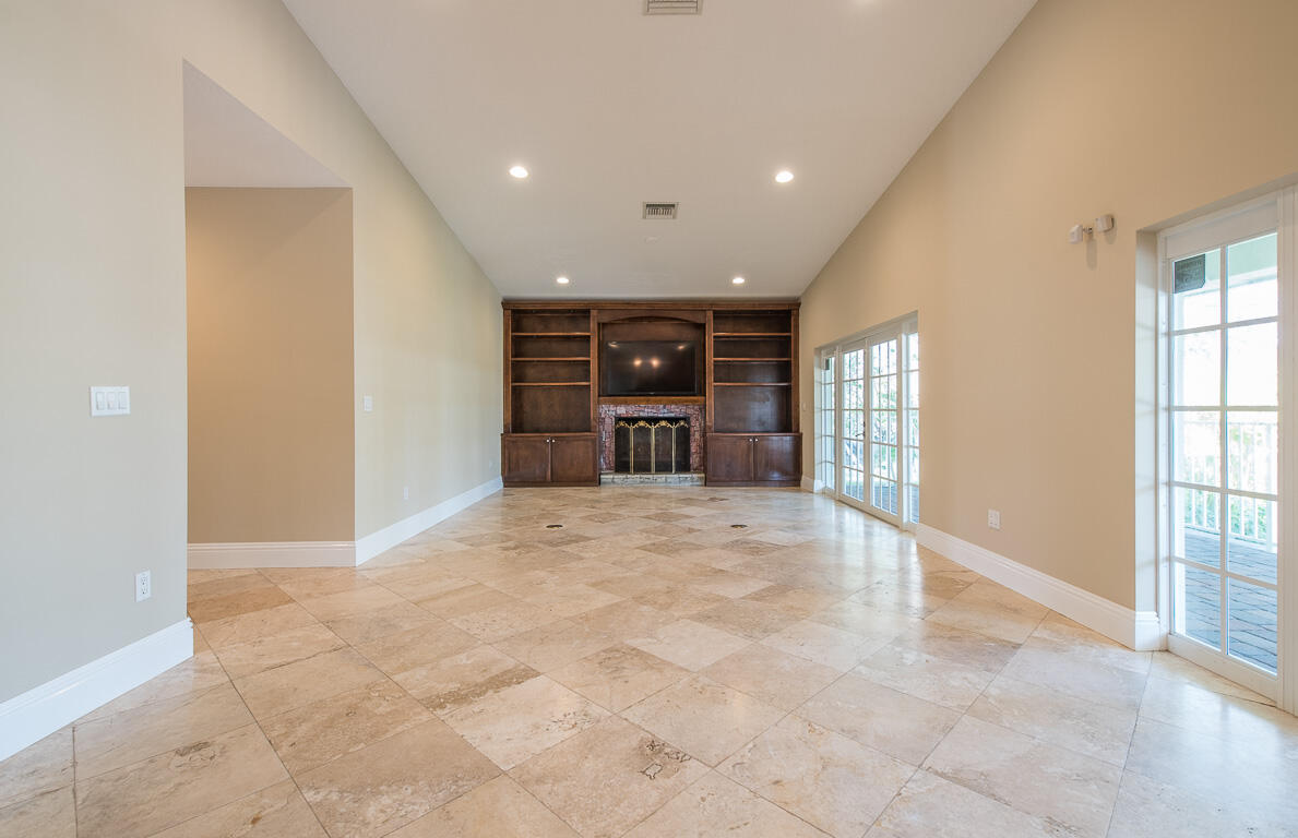 SPANISH VILLAGE - Residential Lease