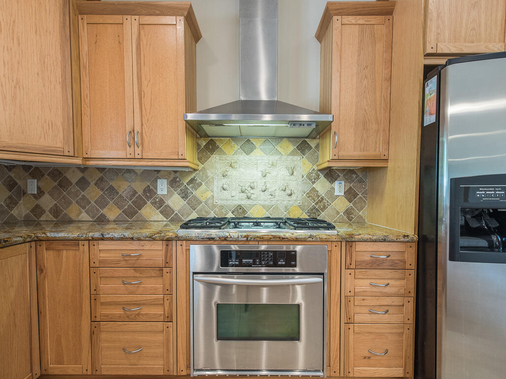 SPANISH VILLAGE - Residential Lease