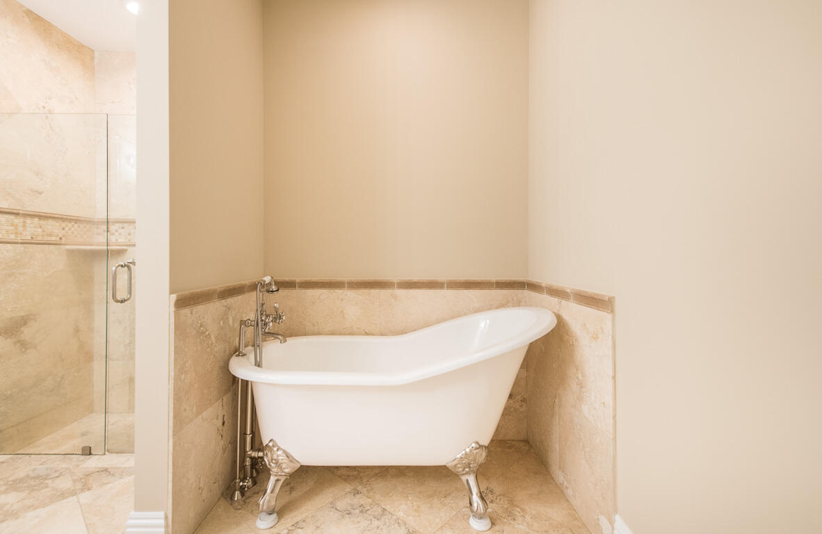 SPANISH VILLAGE - Residential Lease