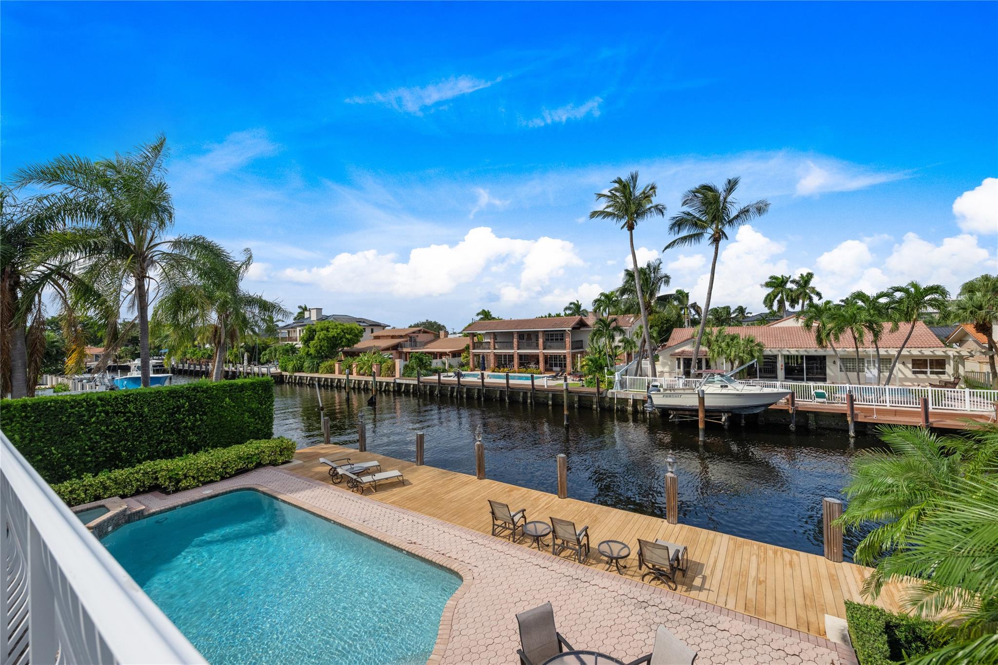 CORAL RIDGE COUNTRY CLUB - Residential