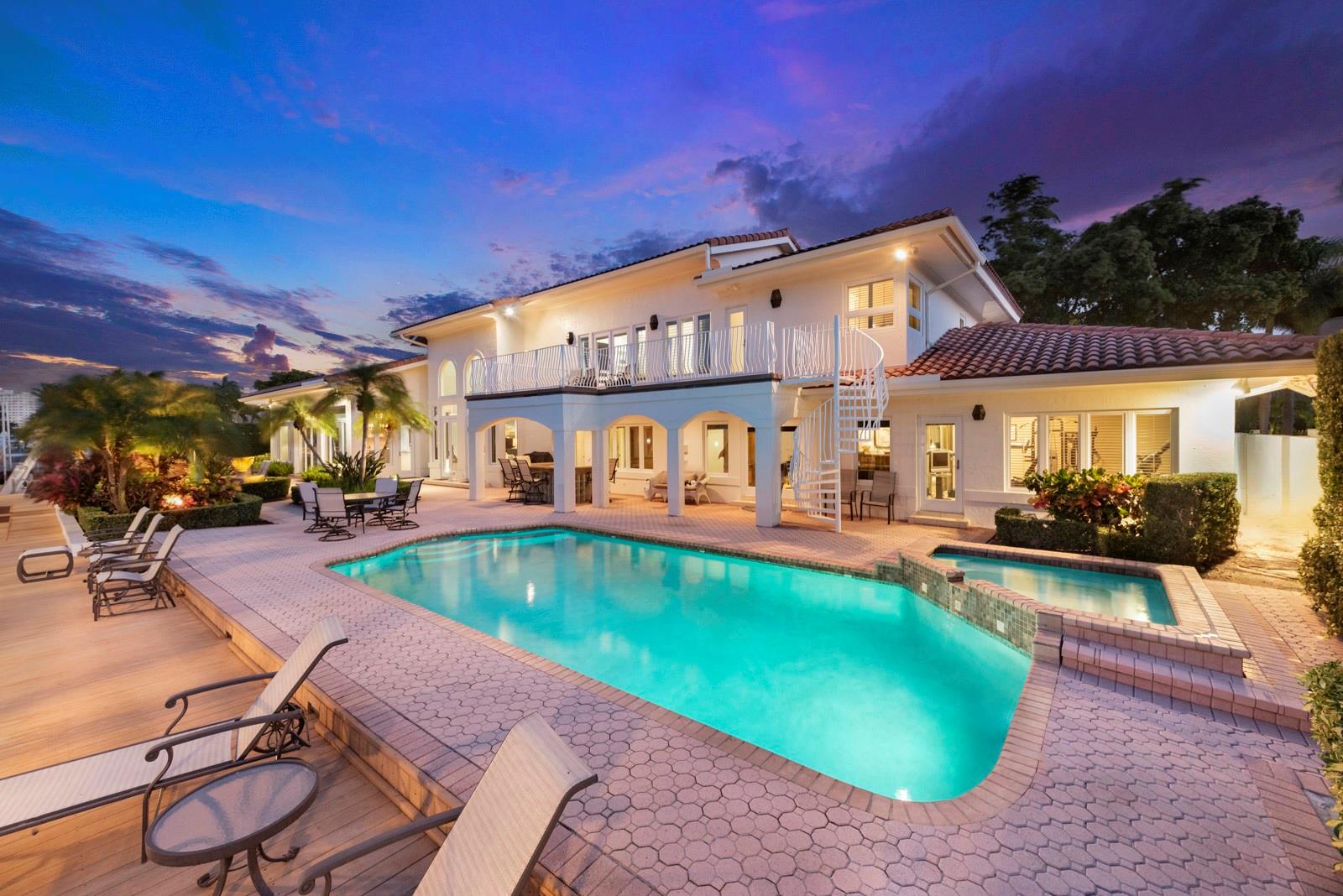 CORAL RIDGE COUNTRY CLUB - Residential