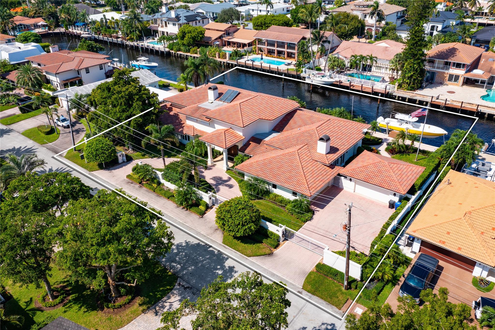 CORAL RIDGE COUNTRY CLUB - Residential