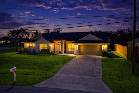 Townhomes and Villas with Garages in Florida's Treasure Coast 100 2962 SE Bella Road Port St Lucie FL 34984