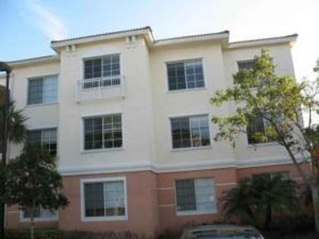 Photo of 4205 Myrtlewood Circle E #4205, Palm Beach Gardens, FL 33418 (MLS # R10810068)