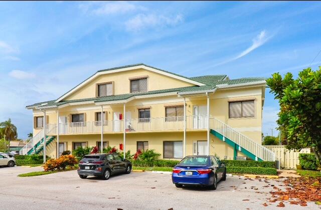 Photo of 360 Bella Vista 60 Court N, Jupiter, FL 33477 (MLS # R11055650)