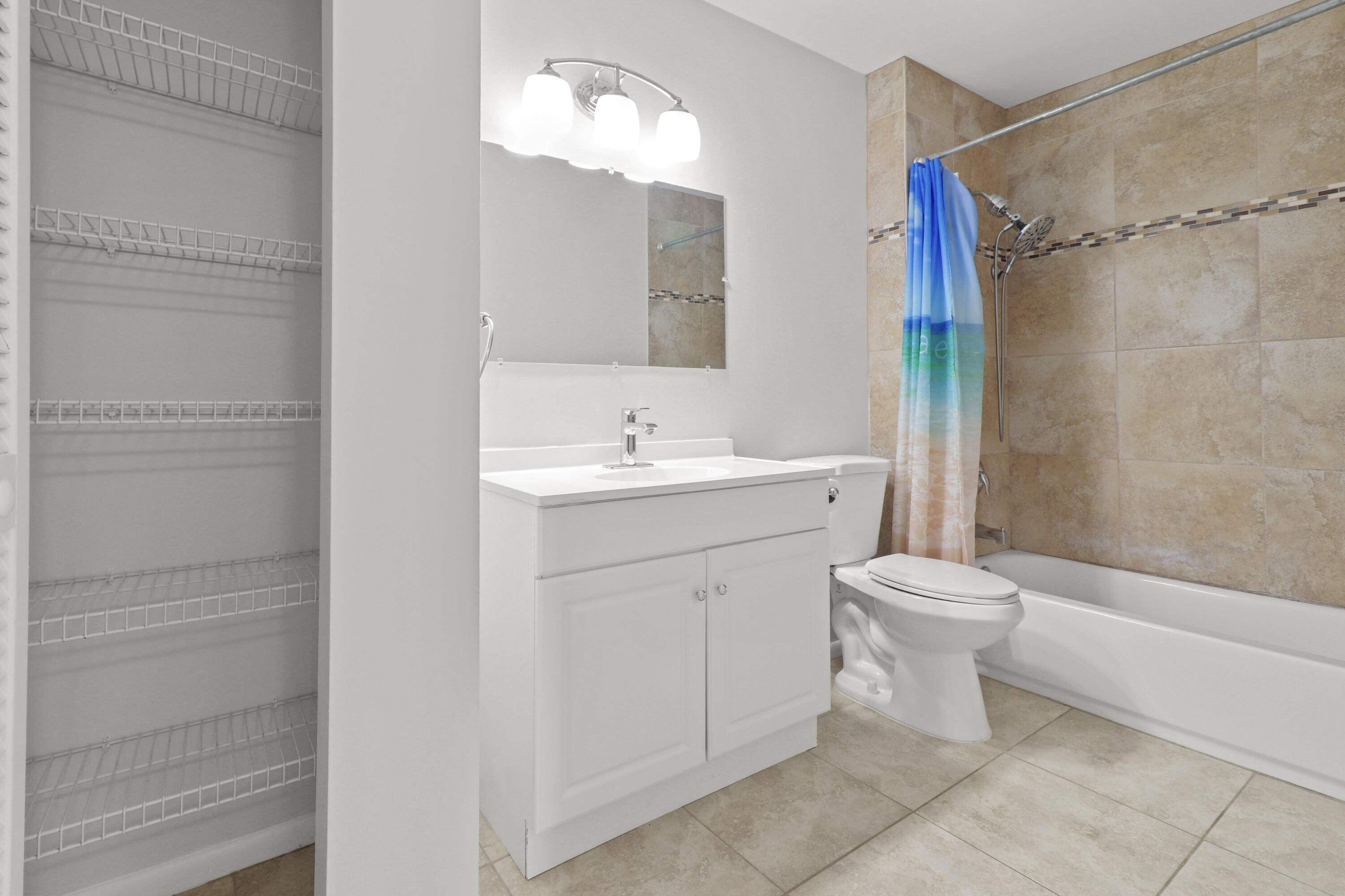 JUPITER LAKES TOWNHOMES CONDO I, II AND III CONDO - Residential