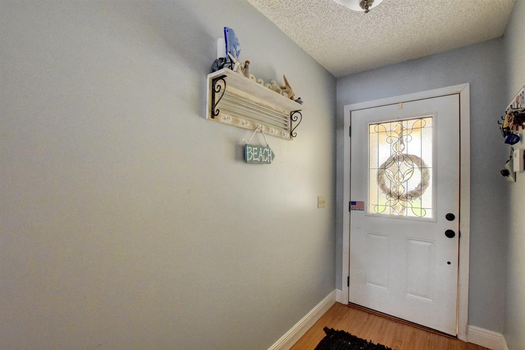 INDIAN TRAIL ESTATES UNIT 1 IS IN LAMANCHA - Residential