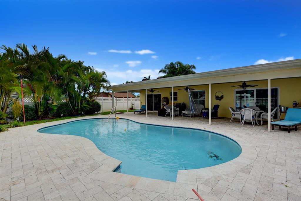 INDIAN TRAIL ESTATES UNIT 1 IS IN LAMANCHA - Residential