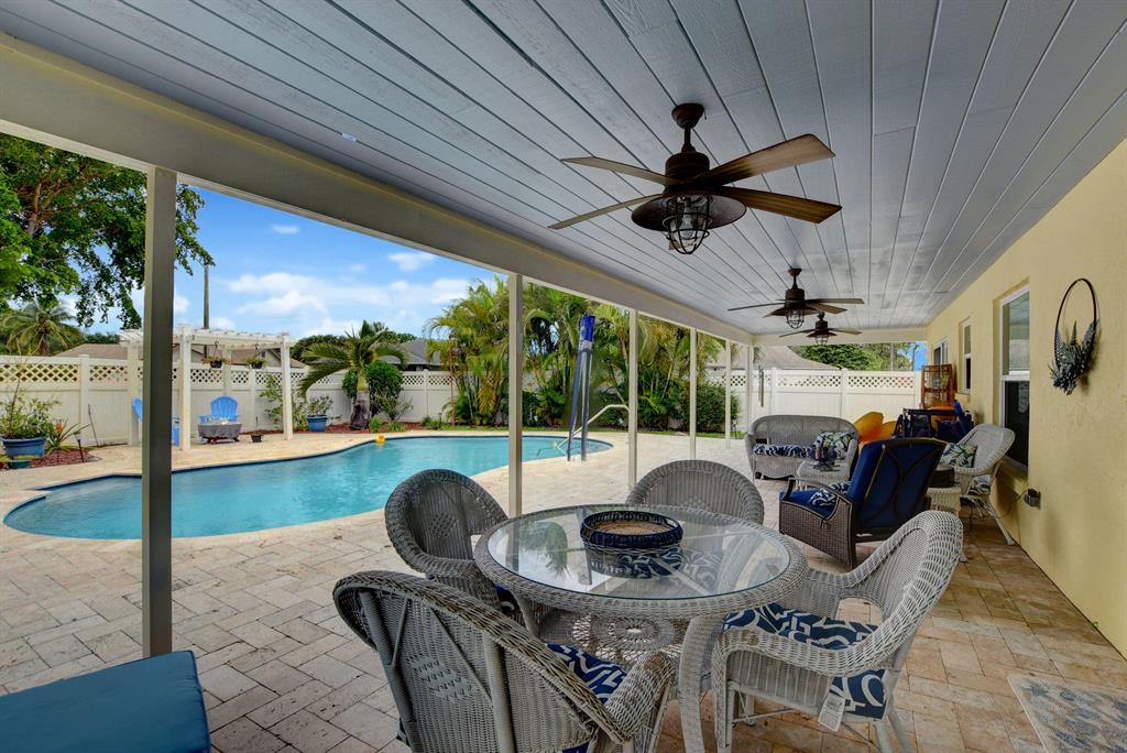 INDIAN TRAIL ESTATES UNIT 1 IS IN LAMANCHA - Residential