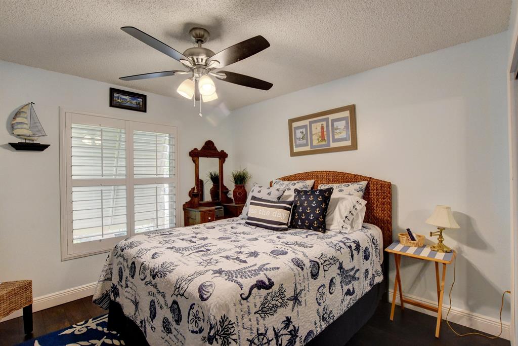 INDIAN TRAIL ESTATES UNIT 1 IS IN LAMANCHA - Residential