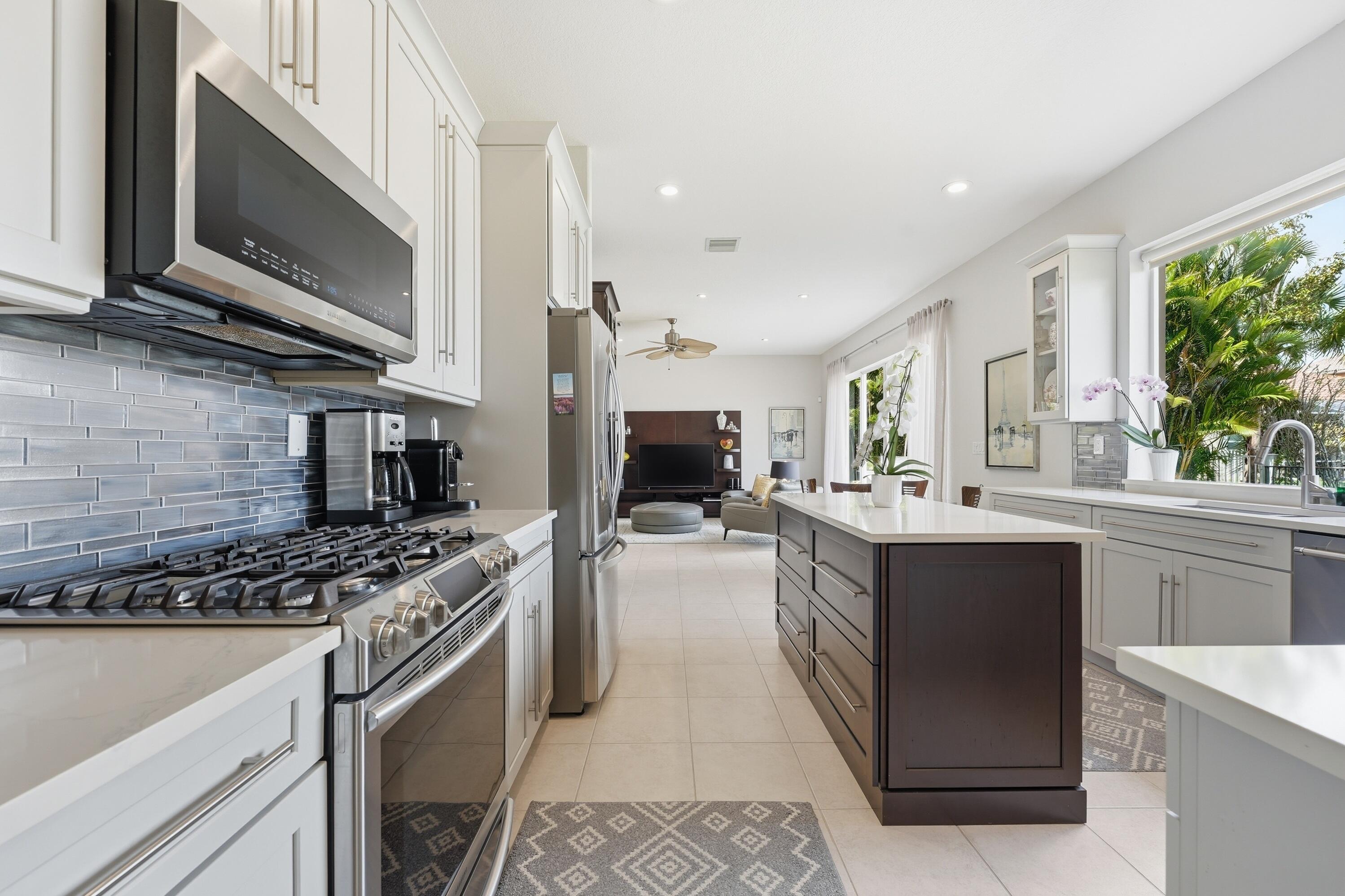 BLACK DIAMOND PH 1 - Residential