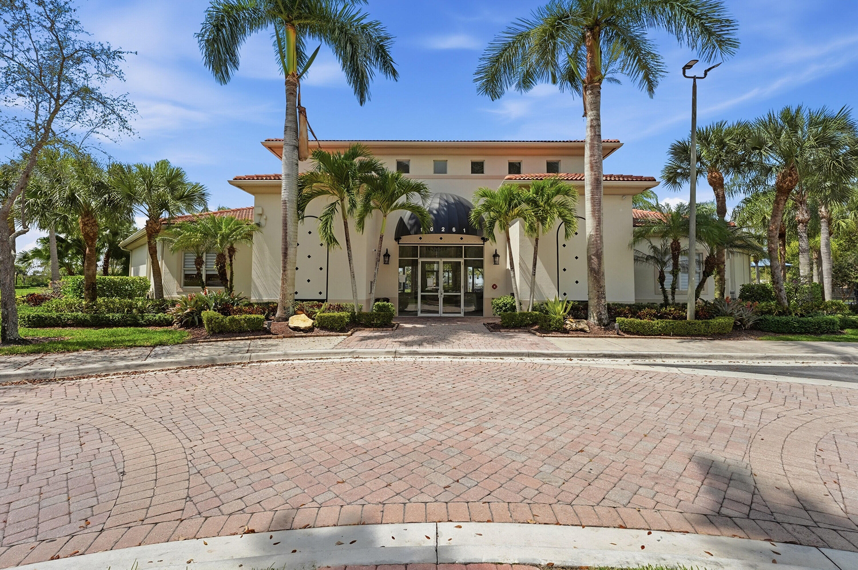 BLACK DIAMOND PH 1 - Residential