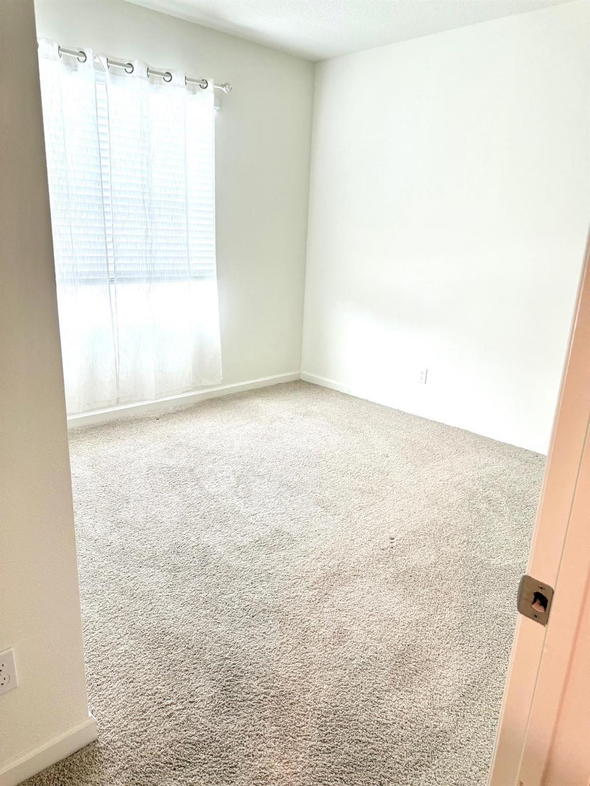 MORNINGSIDE PALM BREEZES CLUB 2B - Residential Lease